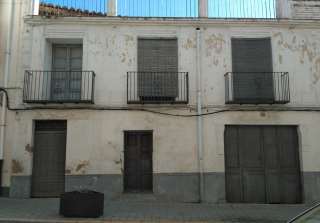Casa pareada en Calle general cucala, 13. Casa con excelente ubicacion , precio negociable Casa pareada en Calle general cucala, 13. Casa con excelente ubicacion , precio negociable
